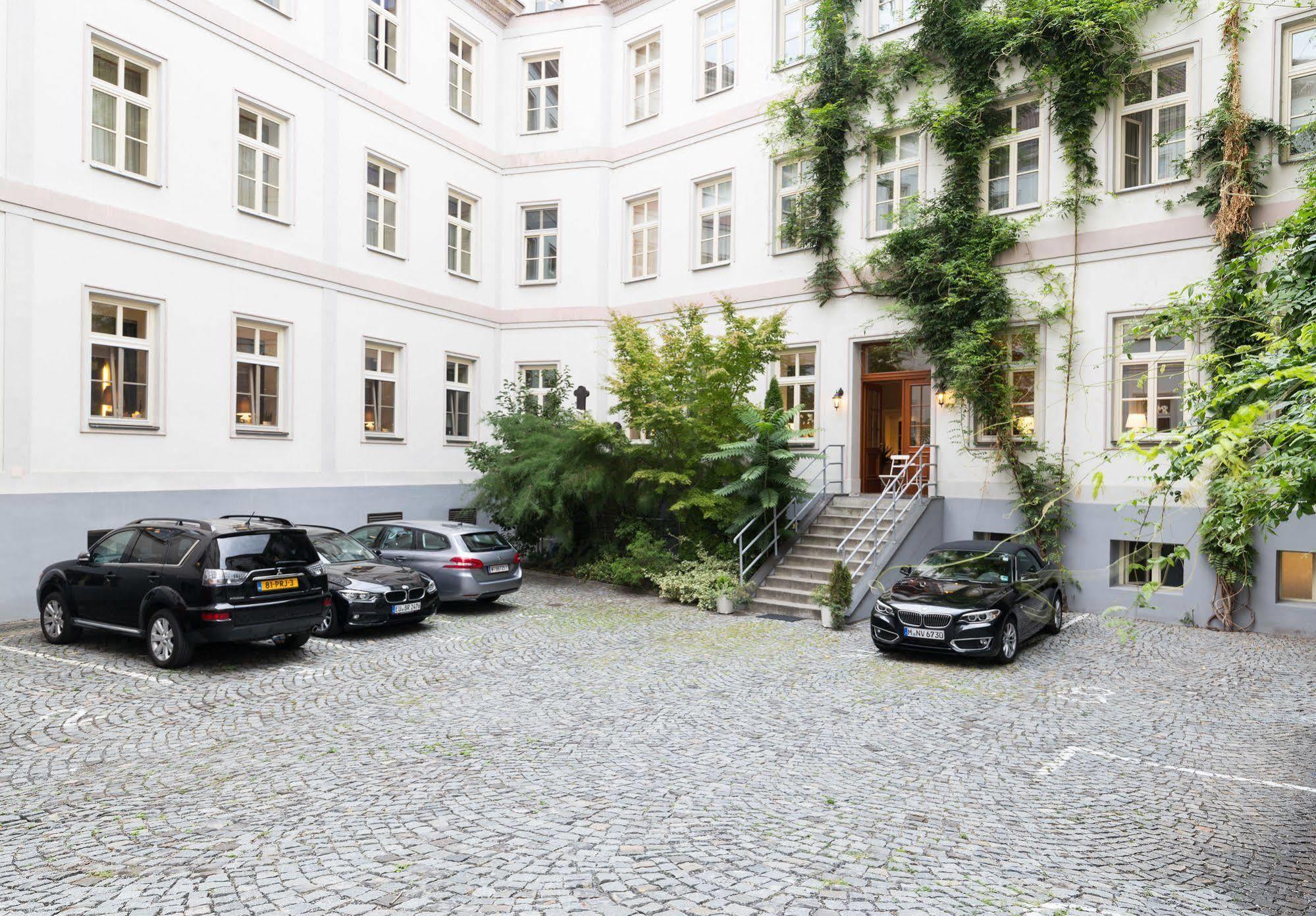 Unitas 4* Praga